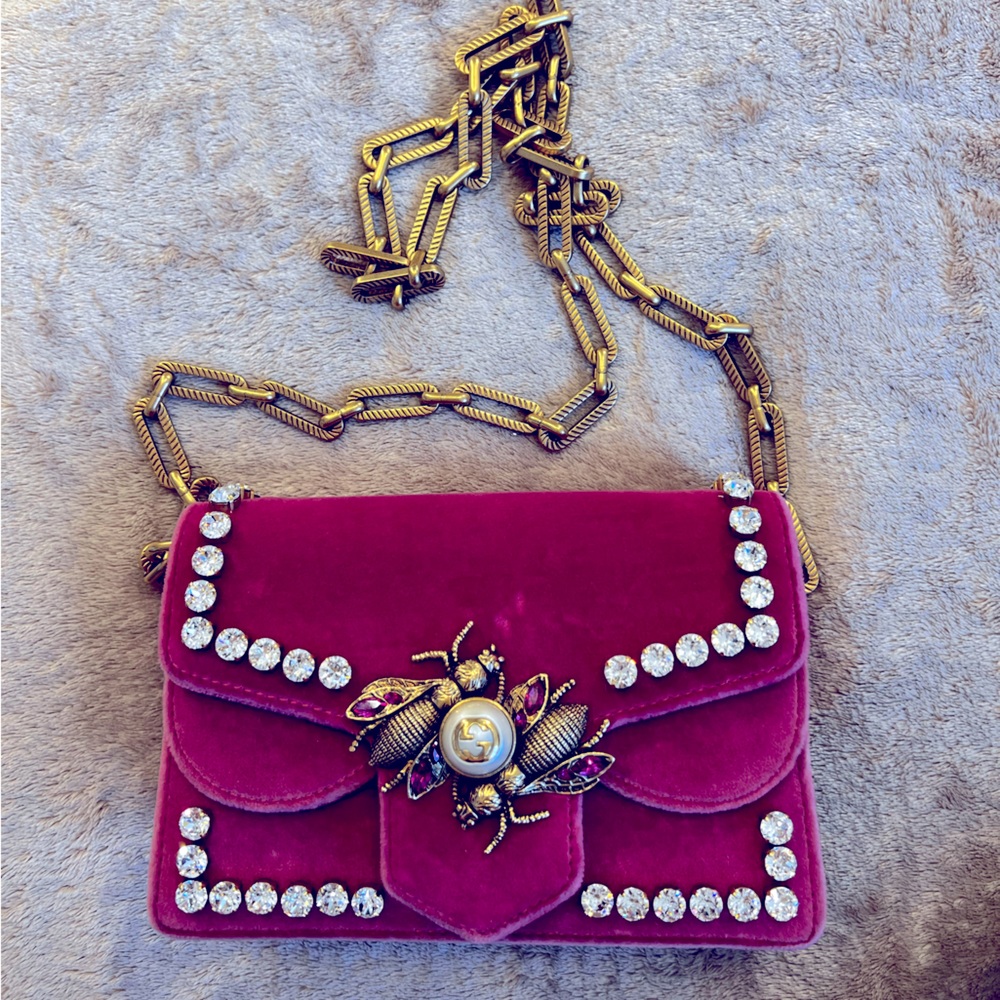 Gucci small vintage style purse.